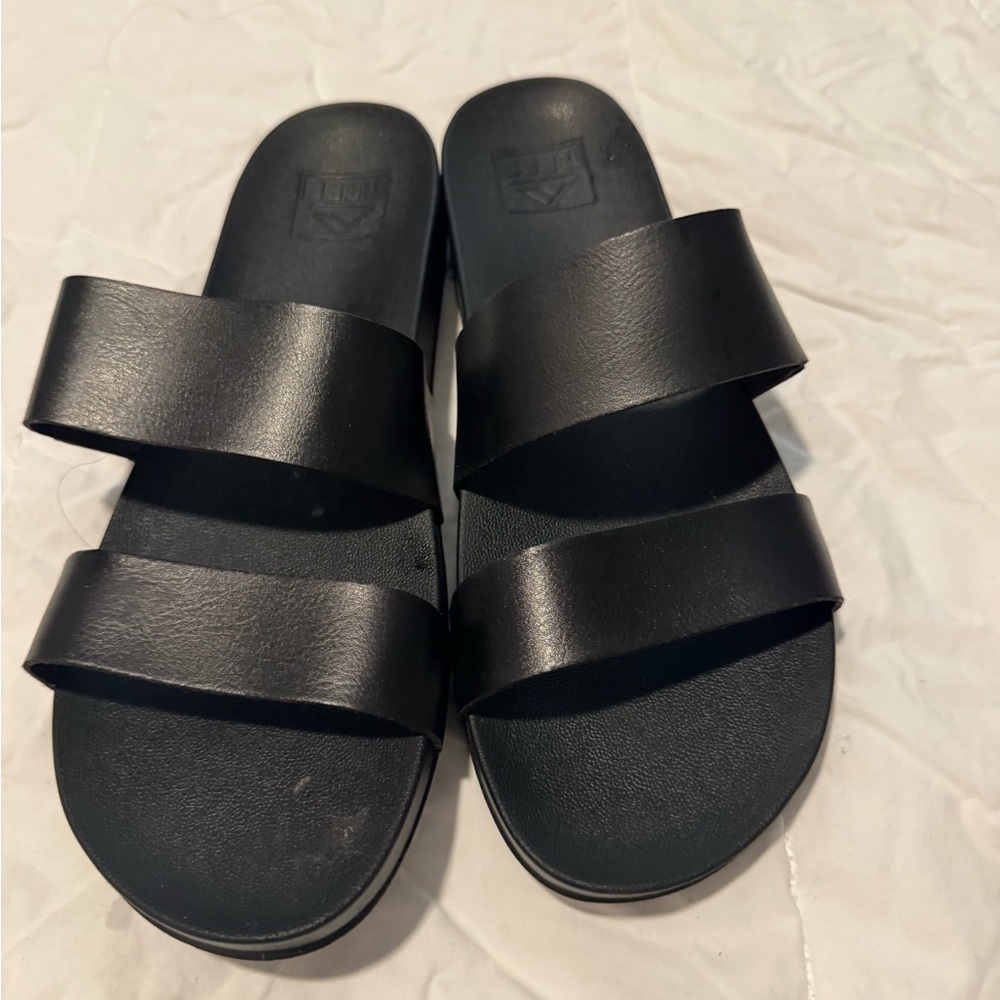 Reef Women’s Cushion Vista Sandals